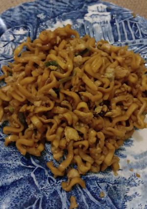 Foto resep Mie goreng ala tek tek sederhana
