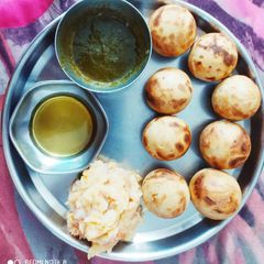 A picture of Litti Chokha.