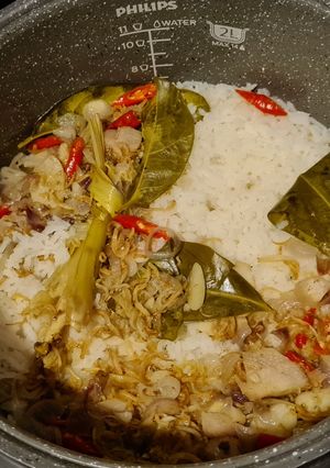 Foto resep Nasi liwet teri magic com