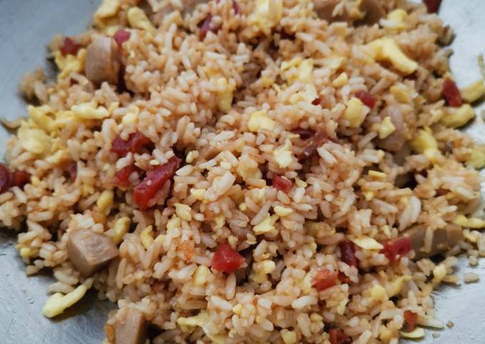 Bagaimana Menyiapkan Nasi Goreng Lapchiong 369 (non halal) yang Bikin Ngiler