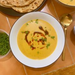 A picture of Mercimek Çorbası Tarifi (Turkish Red Lentil Soup).