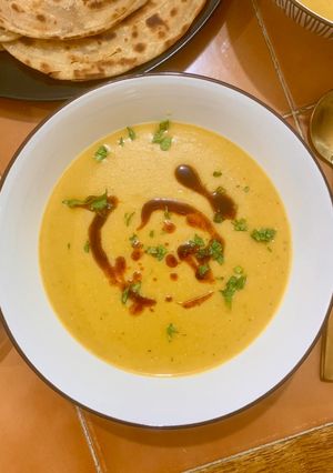A picture of Mercimek Çorbası Tarifi (Turkish Red Lentil Soup).