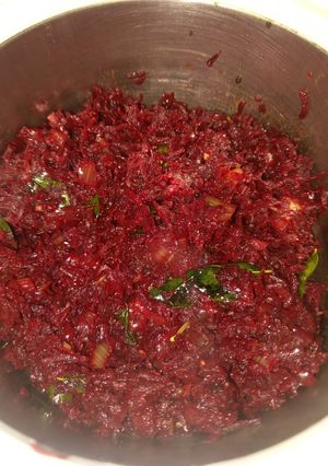 A picture of Beetroot masala.