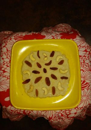A picture of Kheer halwa.