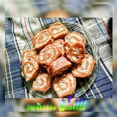 A picture of Parle G swiss Rolls.