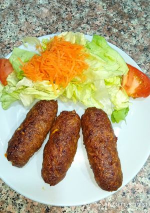 Une photo de Kebab au four