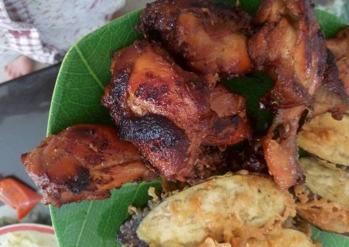 Ayam bacem goreng