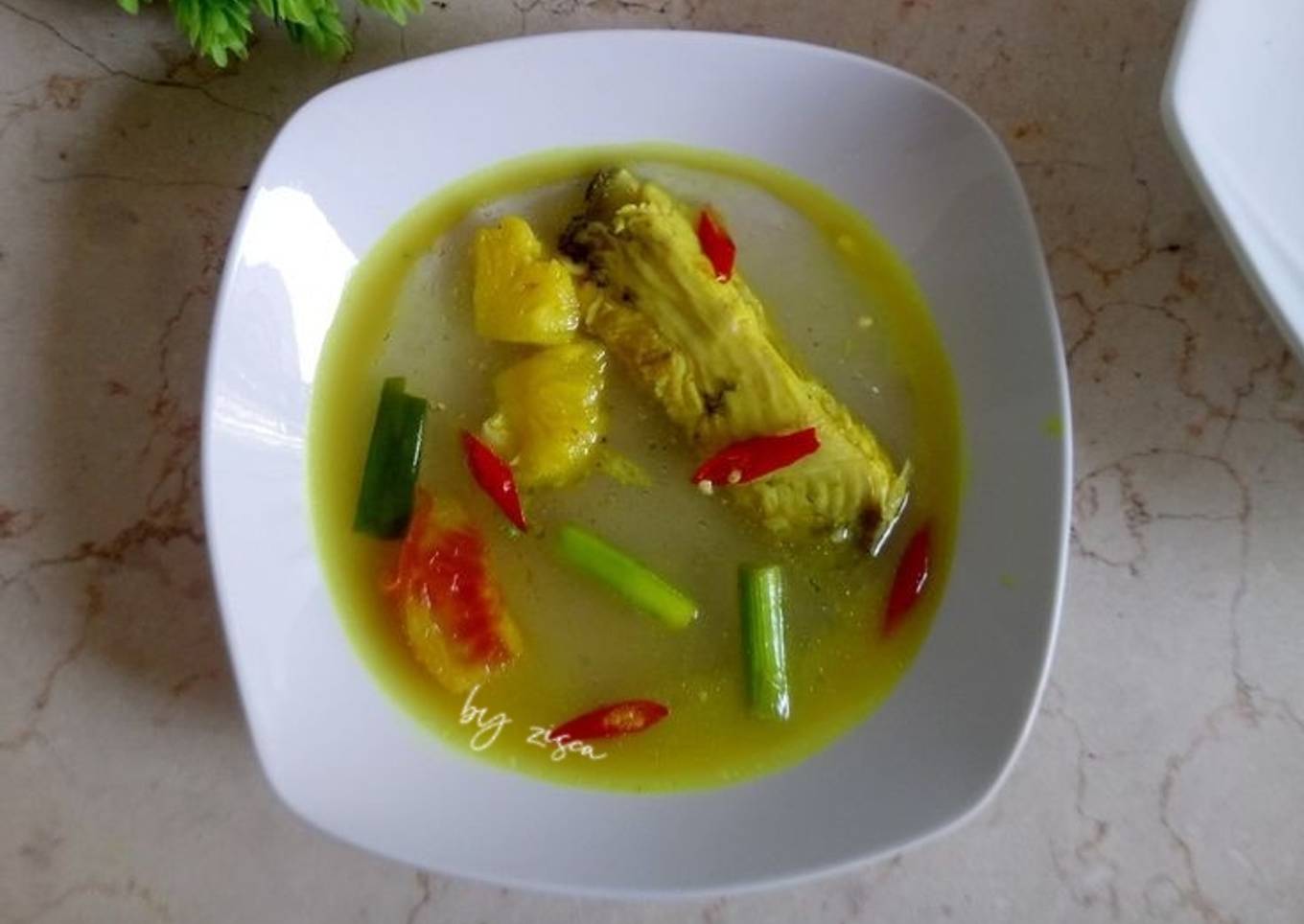 Papeda Ikan Kuah Kuning