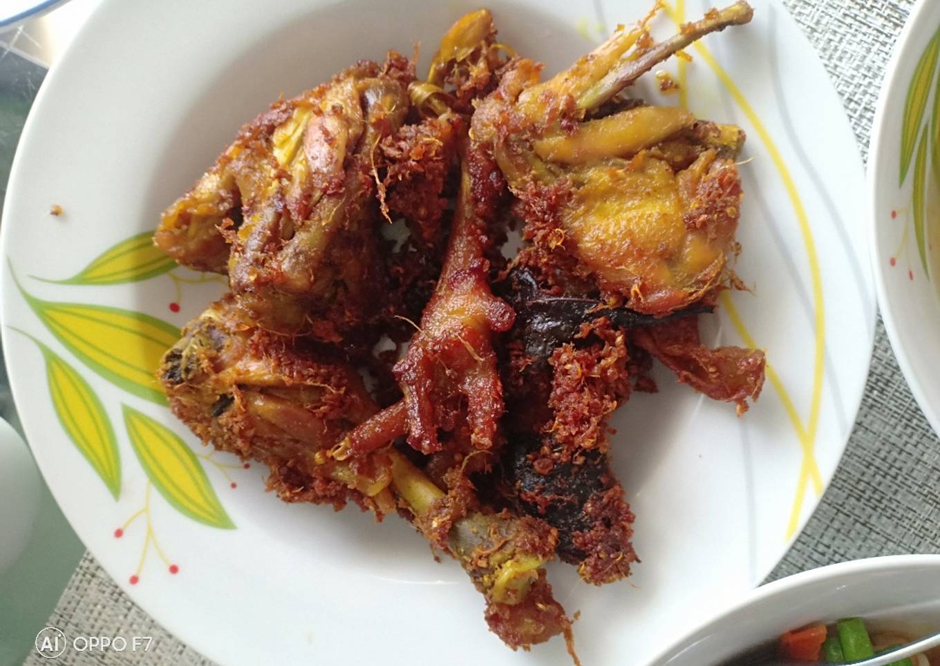 Ayam goreng lengkuas