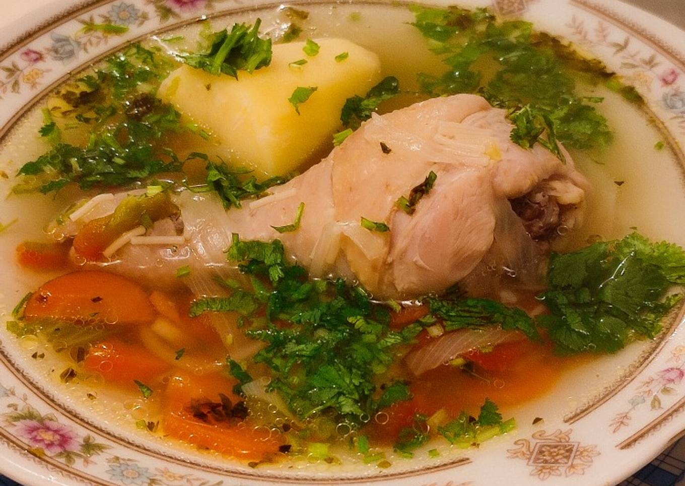 Sopita de Pollo Express