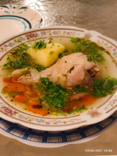Una foto de Sopita de Pollo Express