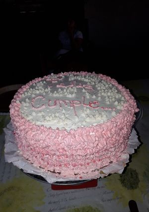 Una foto de Torta de cumpleaños casera