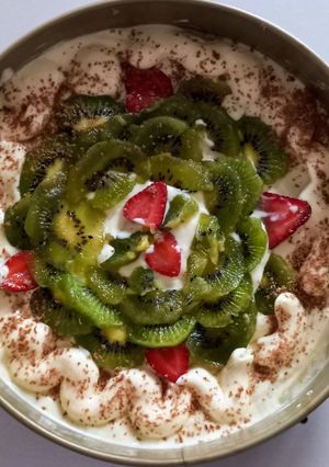 Una foto de Tarta de crema y kiwi 🥝 para el calendario