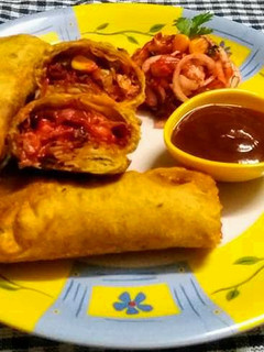 A picture of Schezwan Chapati Rolls.