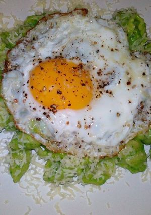A picture of Avocado Pasta.