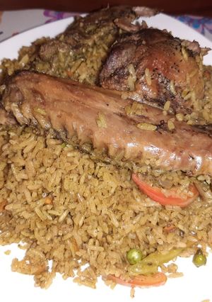 Una foto de Arroz con pato como el de mi mamá
