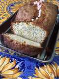 Gâteau au yaourt, épeautre, citron et pavot bleu