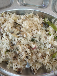 காளான் பிரியாணி (Kaalan Biryani Recipe in Tamil) செய்முறை முக்கிய புகைப்படம்