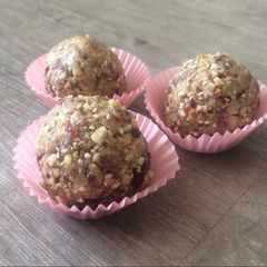 A picture of Easy Energy Balls.