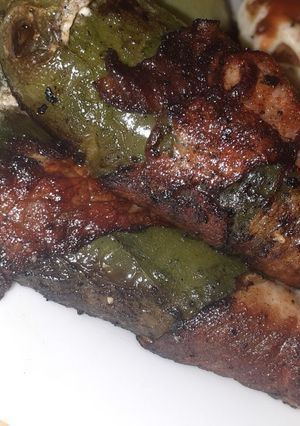 Una foto de Jalapeño poppers 🌶🥓