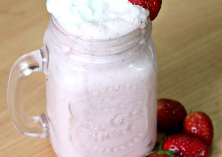 Easy Recipe: Appetizing Strawberry Milkshake