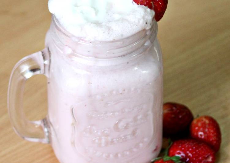 Simple Way to Prepare Ultimate Strawberry Milkshake