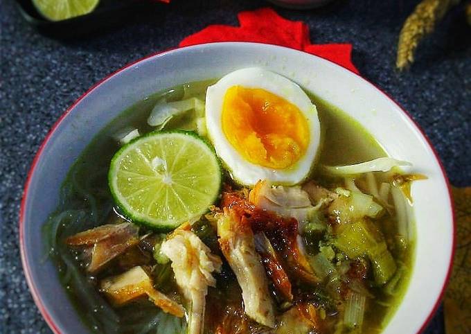 Soto Ayam Kuah Kuning