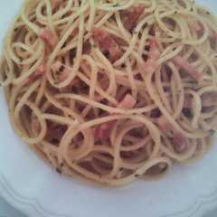 Una foto de Spaghetti a la carbonara