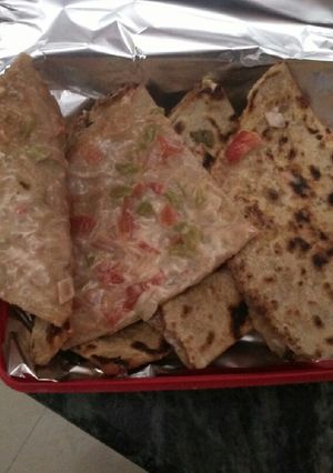 A picture of Pizza paratha.