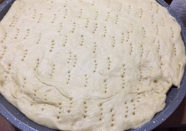 Cara Gampang Menyiapkan Pizza dough lembut tanpa telur Anti Gagal