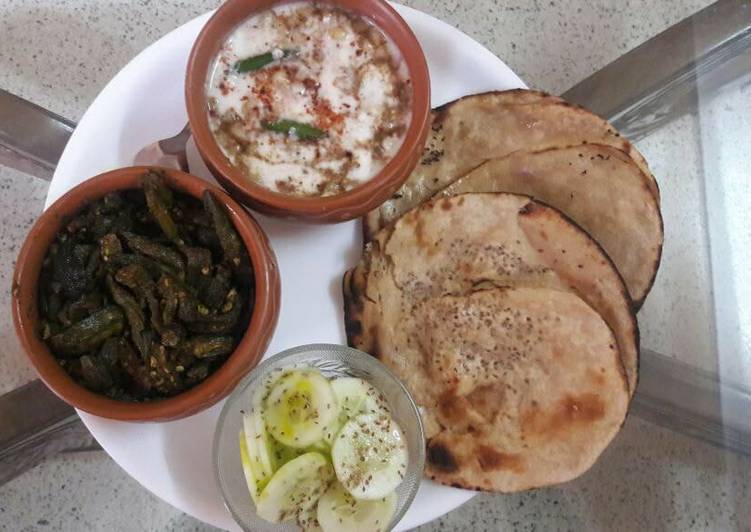 Kurkuri Bhindi with Boondi Raita and Tandoori Roti