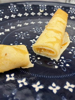 A picture of Sweet and Simple Pancakes 🥞.