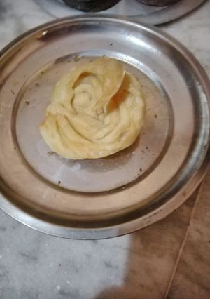 A picture of Swirl mathri.