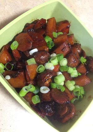 Hình của món Nấm kho khoai tây cà rốt chay.