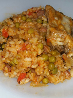 Una foto de Arroz con costilla