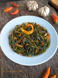 Foto resep Tumis Kangkung pakai Rusip