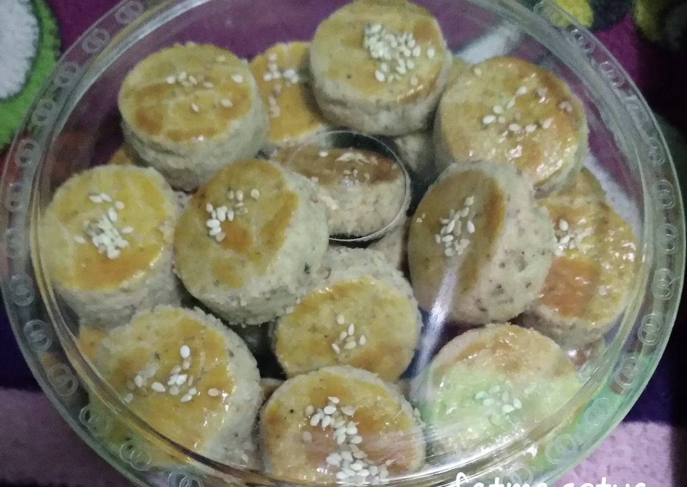 098. Kue Kacang Wijen 🥜