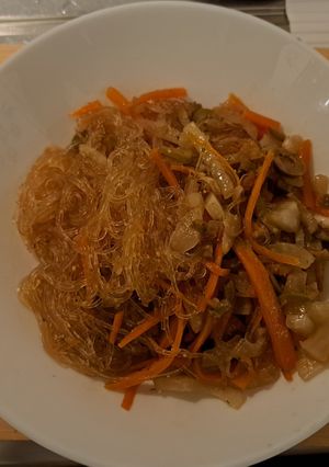 Foto di Spaghetti di Soia con Verdure