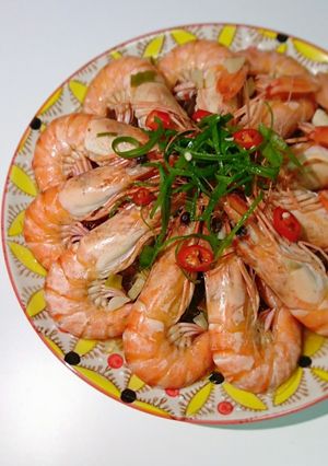 下班時間的鮮蝦粉絲煲 的食譜成品照片