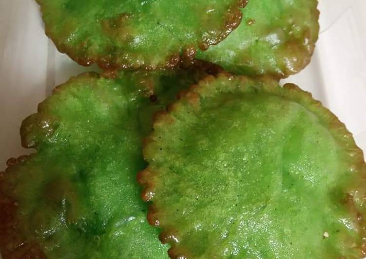 resep cara membuat Kue Cucur Pandan