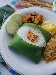 Foto resep Nasi Uduk Magicom