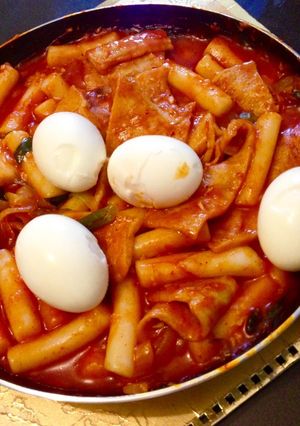 辣炒年糕 떡볶이 的食譜成品照片