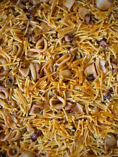 Una foto de Fideos con calamar
