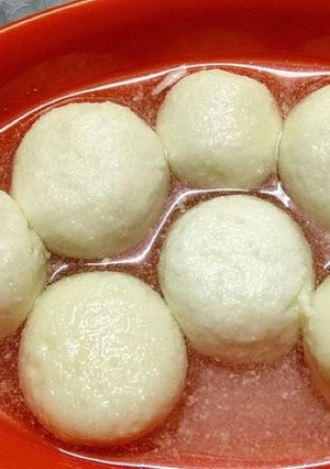 A picture of Chenna Rasgulla.