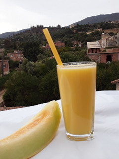 صورة لوصفة عصير🍹البطيخ الاصفر والبرتقال 🍊 الرائع