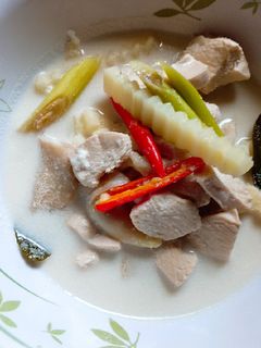 รูปของ ต้มข่าไก่🐔 (คลีน)