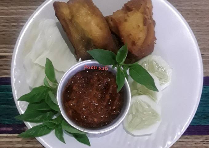 Ayam goreng lalapan