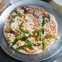 A picture of Farmhouse Pizza.