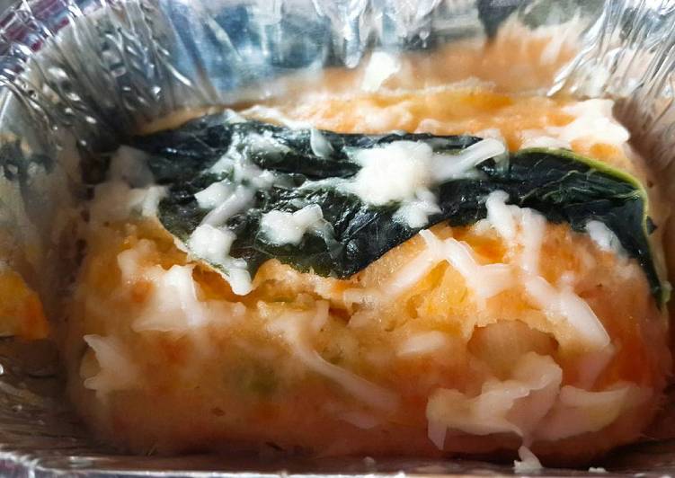 Langkah Menyiapkan Steamed salmon with cheese Lezat