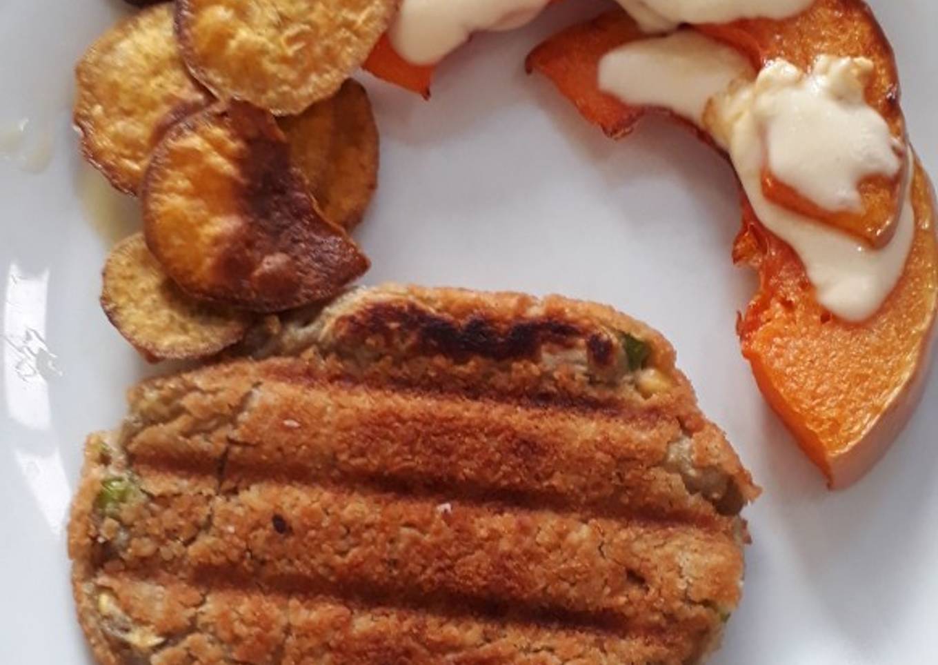 Milanesa de arvejas, lentejas y garbanzos, vegetariana/vegana